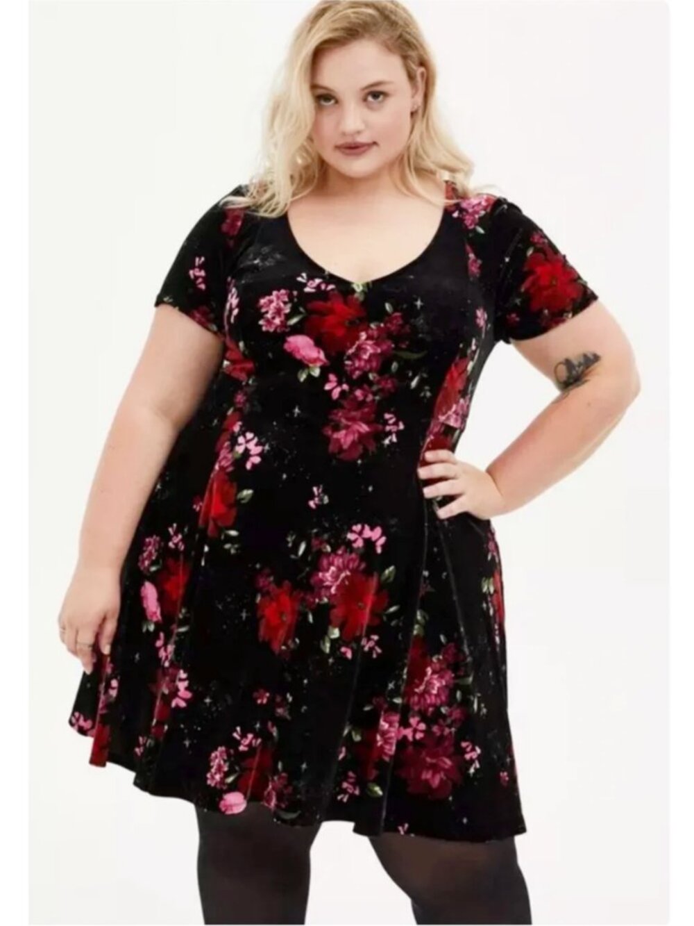 Torrid 2 Black Floral Velvet Skater Mini Dress 2X 18 20